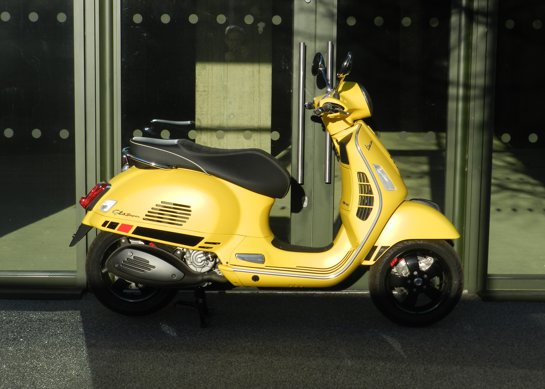 Vespa GTS 300 Super Sport